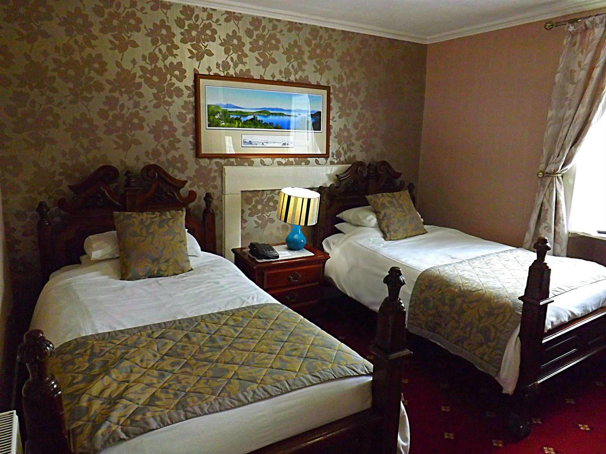 Cairndow Stagecoach Inn Экстерьер фото